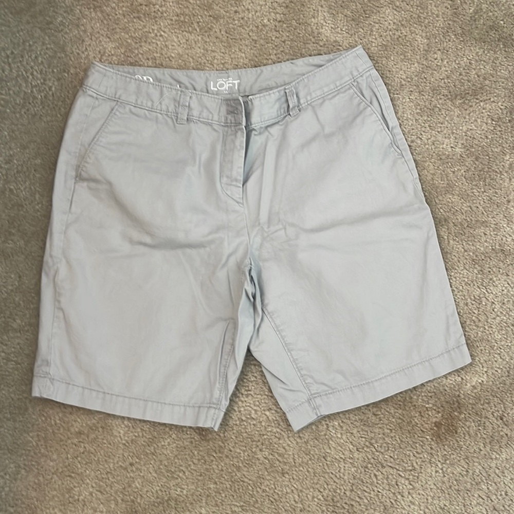 Loft Chino Bermuda shorts size 8P